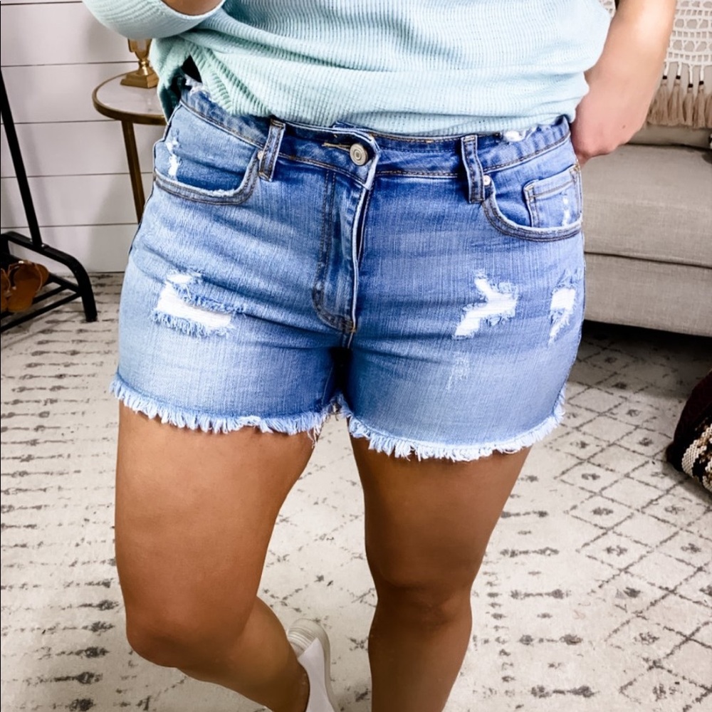 Tricot size small jean shorts
